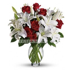 Букет цветов из роз и лилий «Бесконечная романтика»